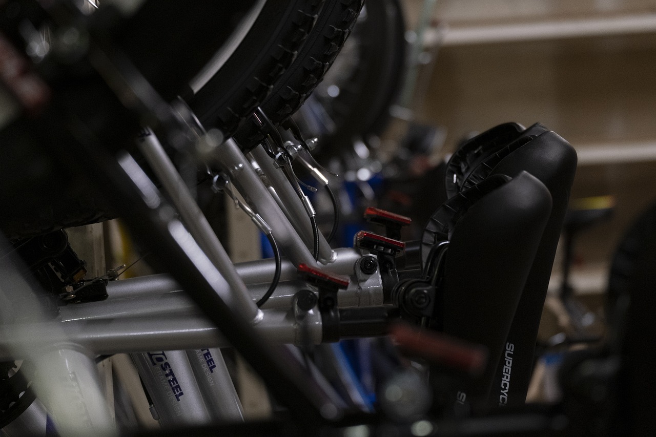 Switchback Cycles bike shop mechanic tuning mountain bike